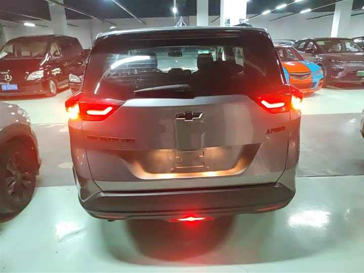 Фото 6 - Chevrolet Orlando