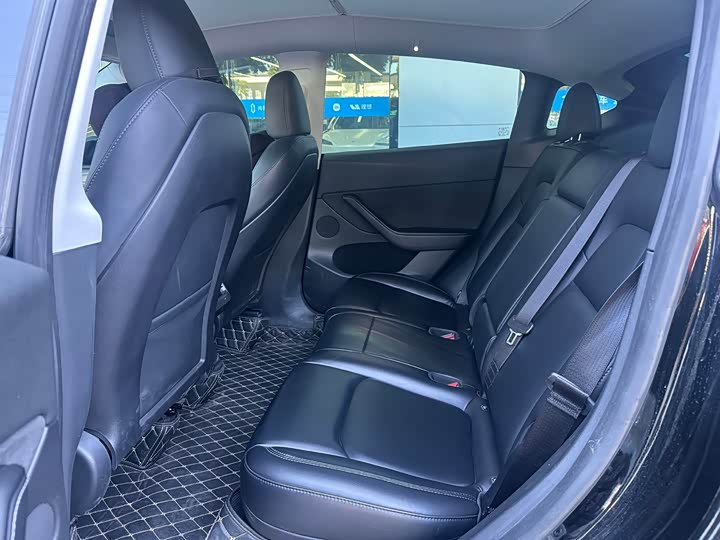 Фото 8 - Tesla Model Y