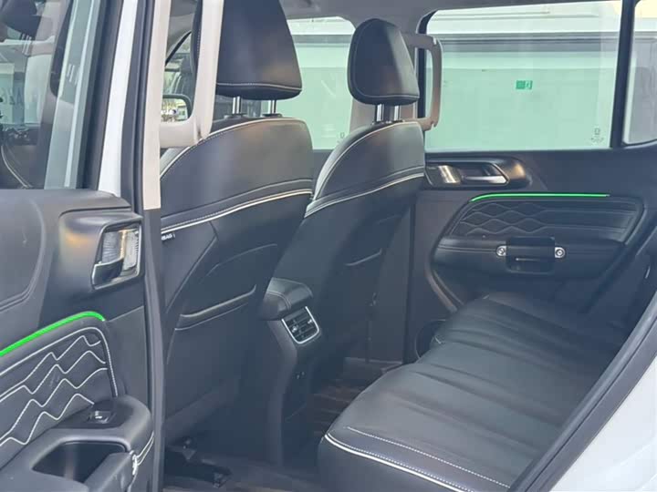 Фото 7 - Tank 300