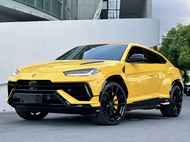 Фото 1 - Lamborghini Urus