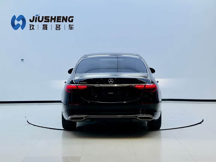 Фото 4 - Mercedes-Benz S-Class