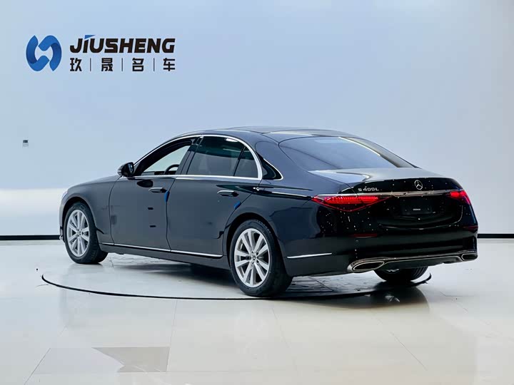 Фото 5 - Mercedes-Benz S-Class