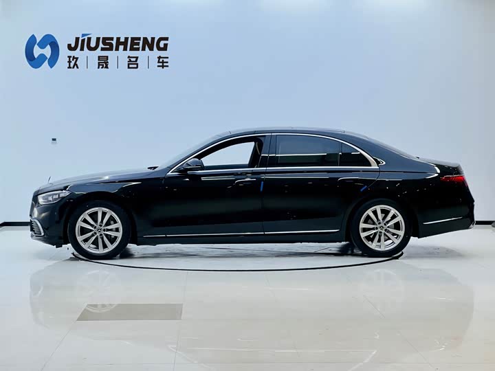 Фото 6 - Mercedes-Benz S-Class