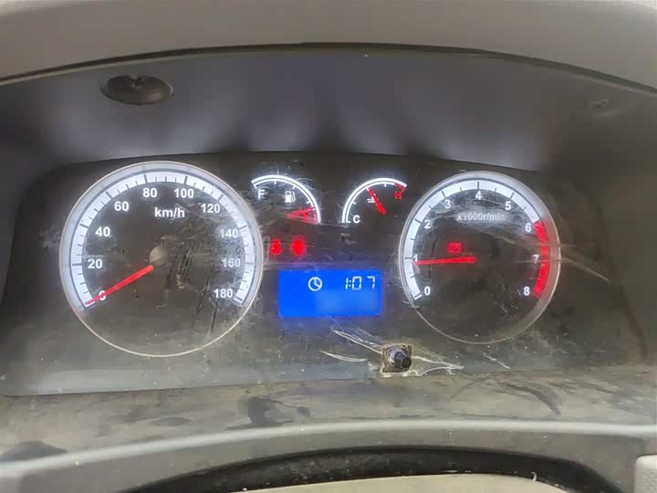 Фото 4 - Foton G7