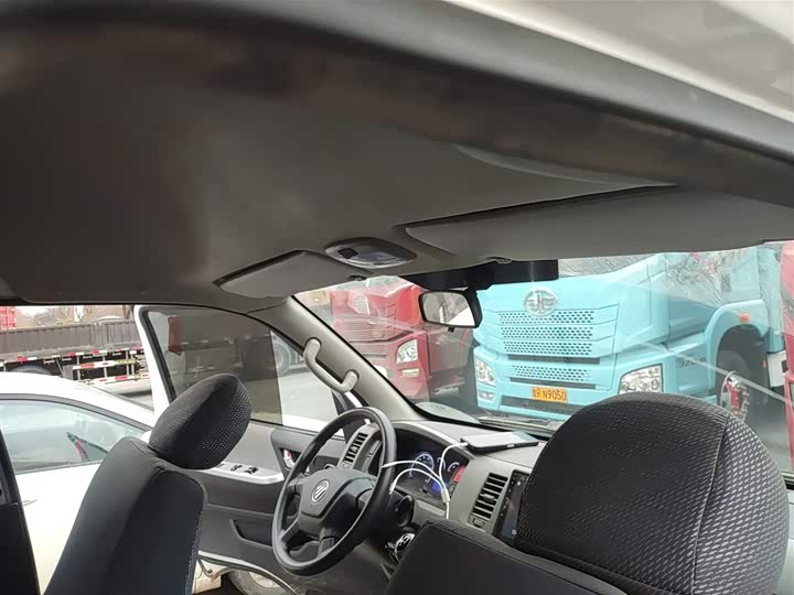 Фото 9 - Foton G7