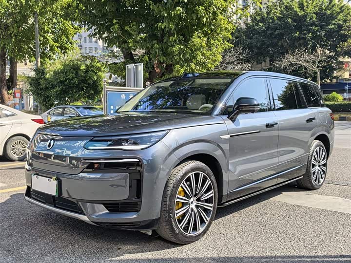 Фото 2 - Denza N9