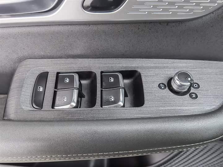 Фото 9 - Dongfeng Aeolus Haoji