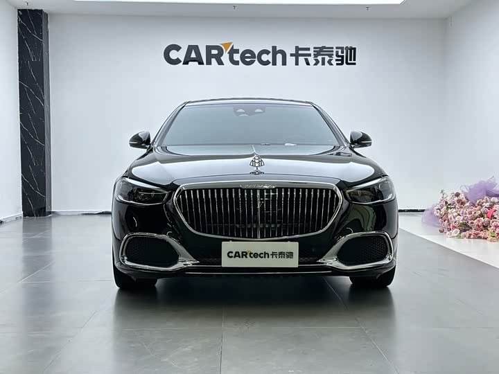 Фото 2 - Mercedes-Benz Maybach S-Class