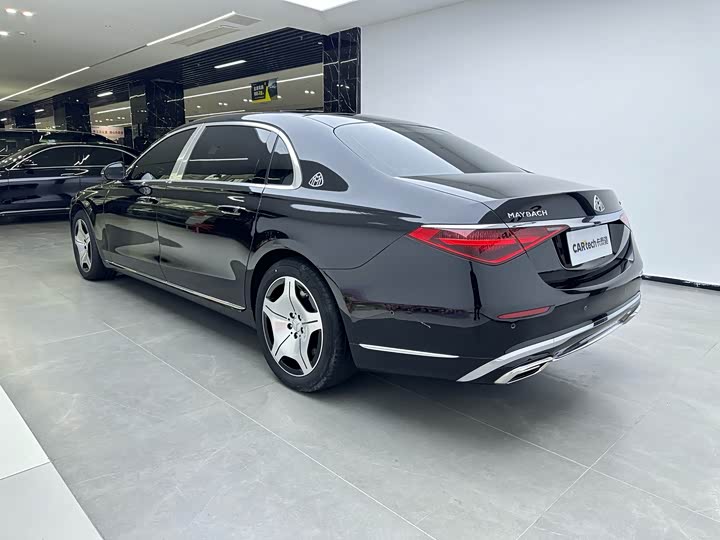 Фото 4 - Mercedes-Benz Maybach S-Class