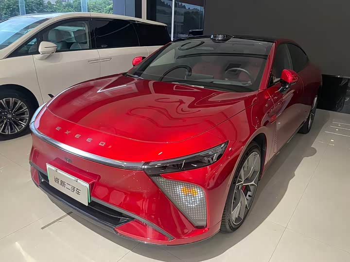 Фото 1 - Exeed Sterra ES