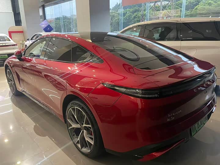 Фото 2 - Exeed Sterra ES