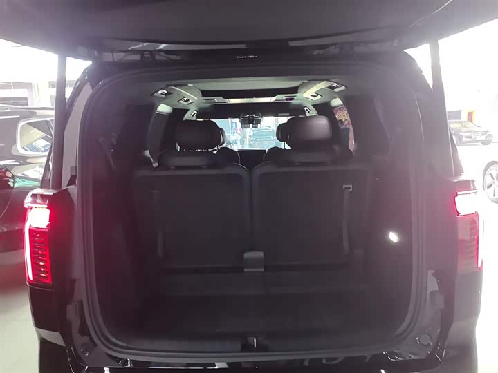 Фото 9 - Zeekr 009