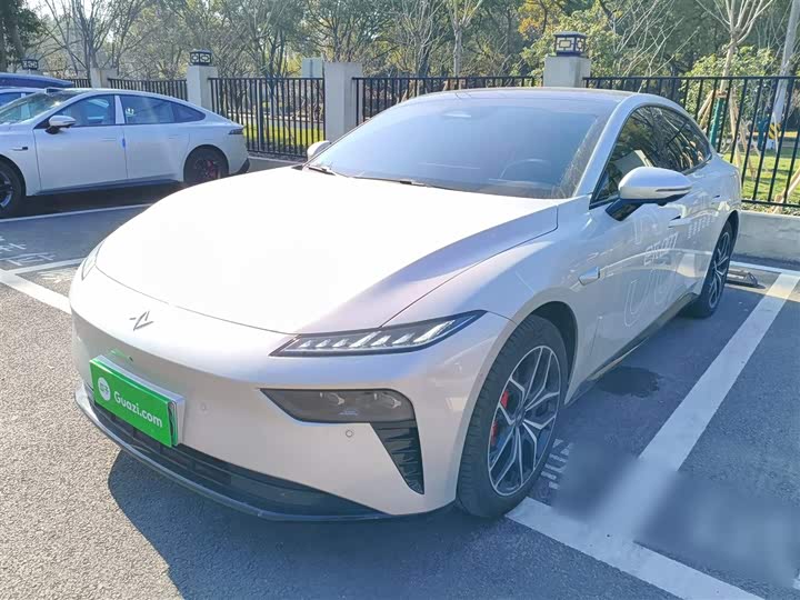 Фото 2 - Dongfeng Yipai eπ 007