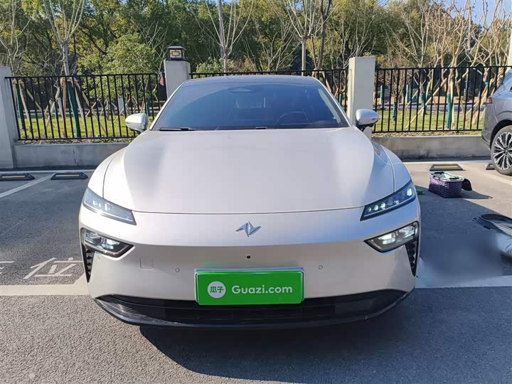 Фото 3 - Dongfeng Yipai eπ 007