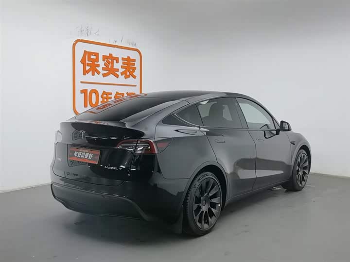 Фото 2 - Tesla Model Y