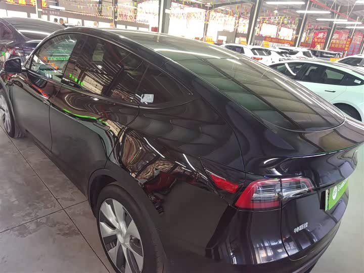 Фото 5 - Tesla Model Y