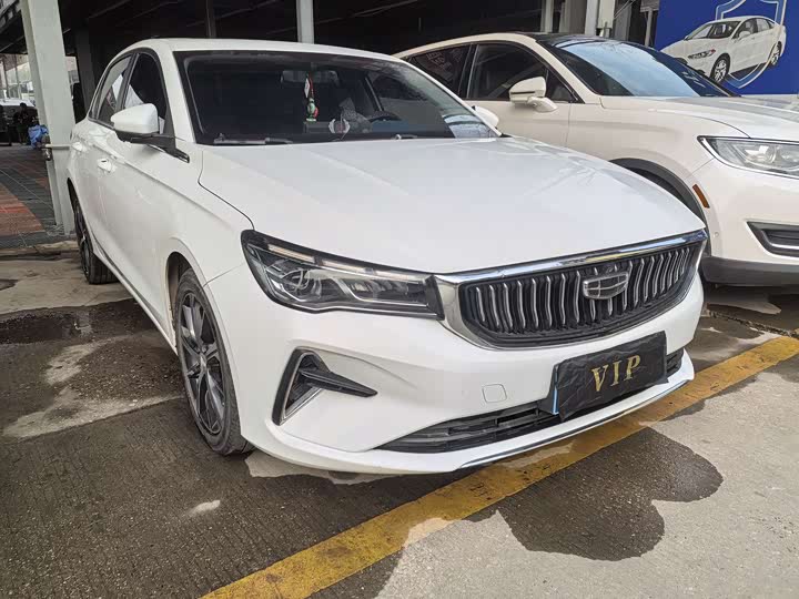 Фото 3 - Geely Emgrand