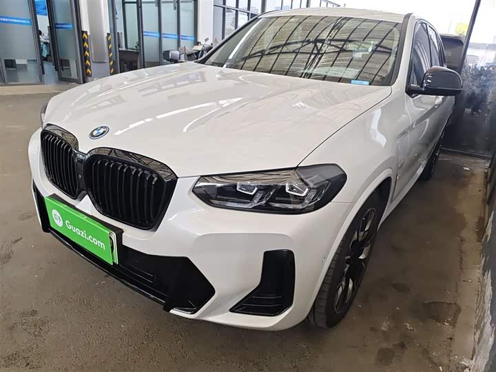 Фото 1 - BMW iX3