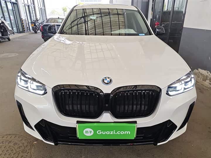 Фото 3 - BMW iX3