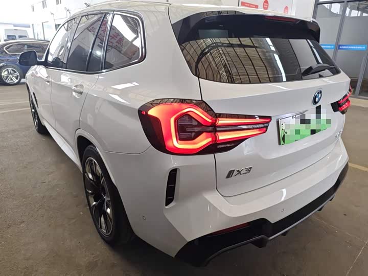 Фото 5 - BMW iX3