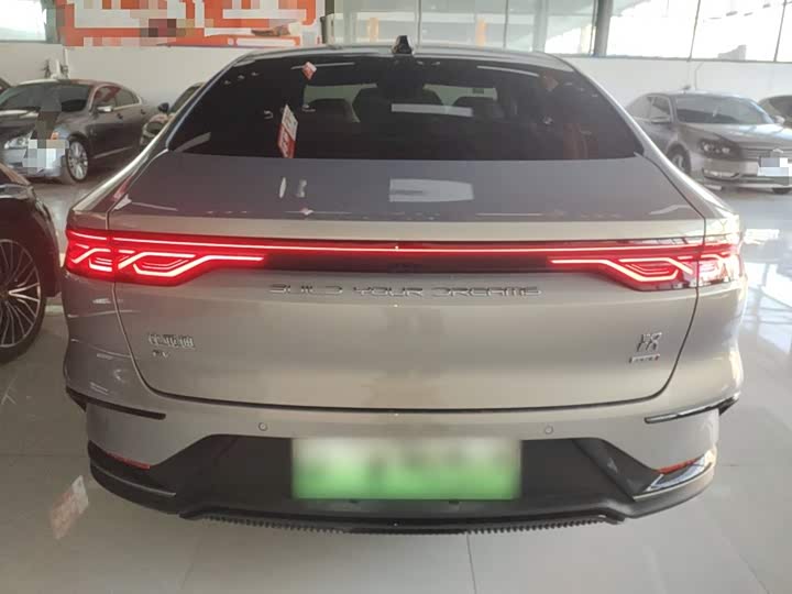 Фото 6 - BYD Han