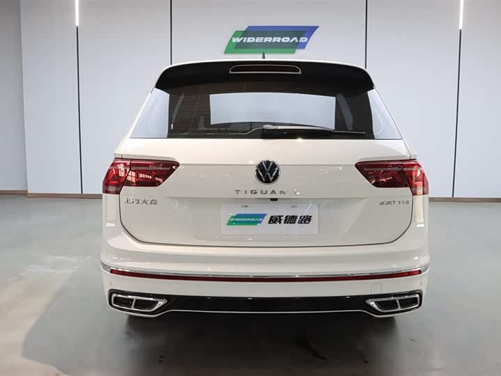 Фото 7 - Volkswagen Tiguan L Pro