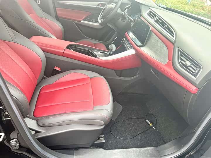 Фото 9 - Dongfeng Aeolus AX7