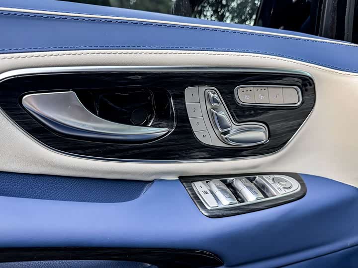 Фото 4 - Mercedes-Benz Vito