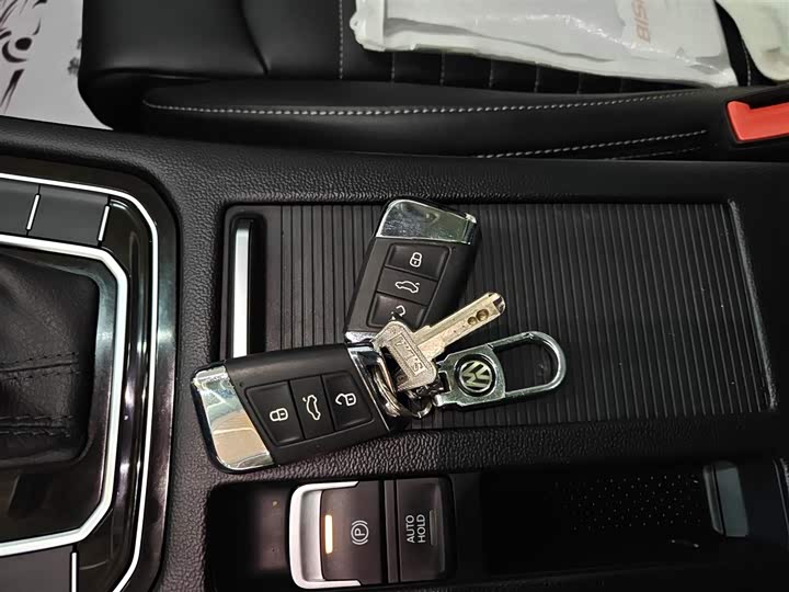 Фото 9 - Volkswagen Magotan