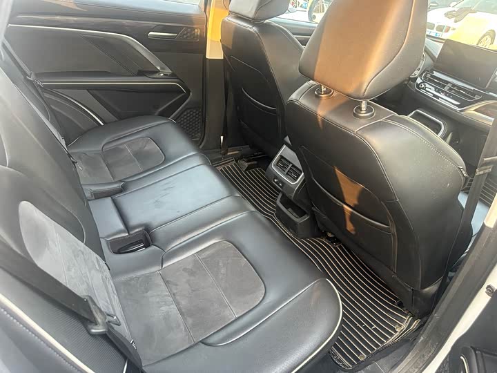 Фото 6 - Haval H6