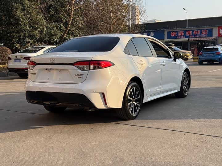 Фото 7 - Toyota Levin