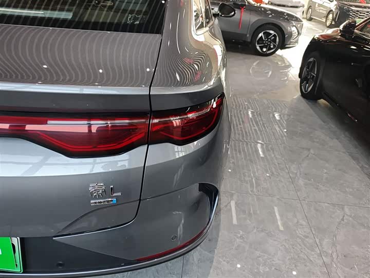 Фото 8 - BYD Qin L