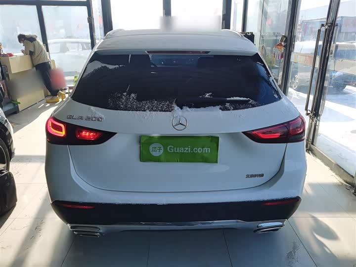 Фото 6 - Mercedes-Benz GLA-Class