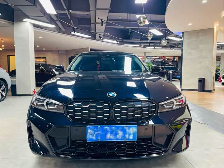 Фото 2 - BMW 3 Series