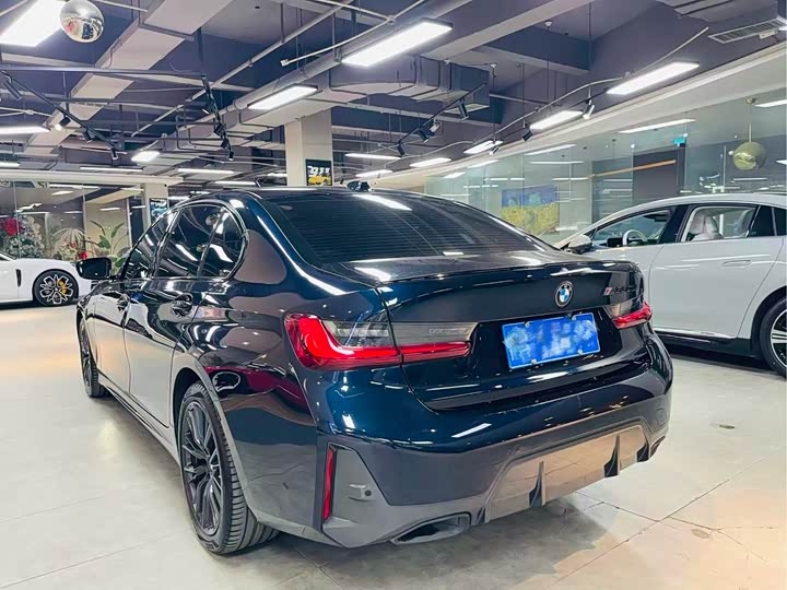 Фото 4 - BMW 3 Series