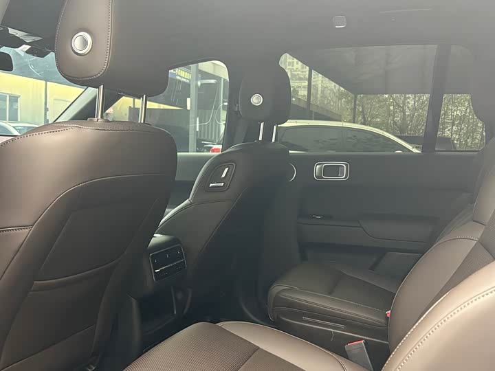 Фото 7 - LiXiang L8