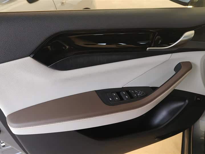 Фото 7 - BYD Qin Plus