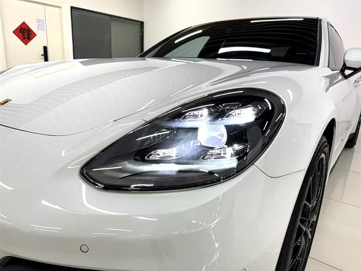 Фото 6 - Porsche Panamera