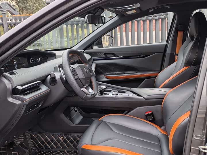 Фото 6 - Changan UNI-V