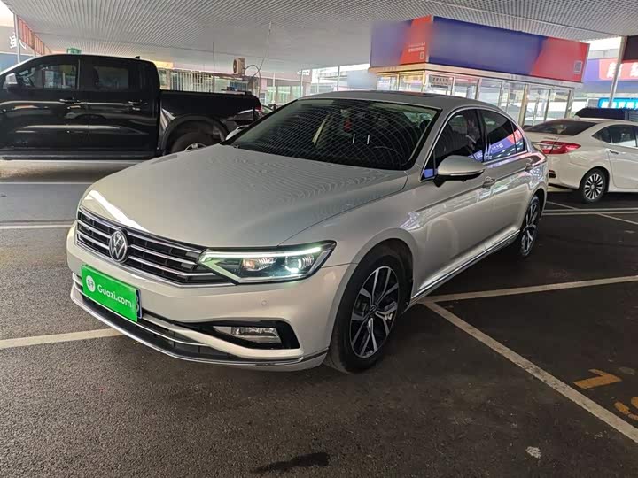 Фото 2 - Volkswagen Magotan