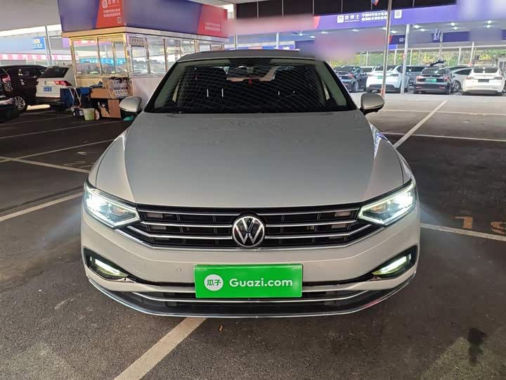 Фото 3 - Volkswagen Magotan