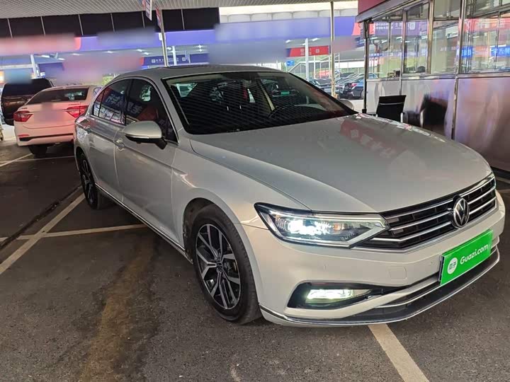 Фото 4 - Volkswagen Magotan