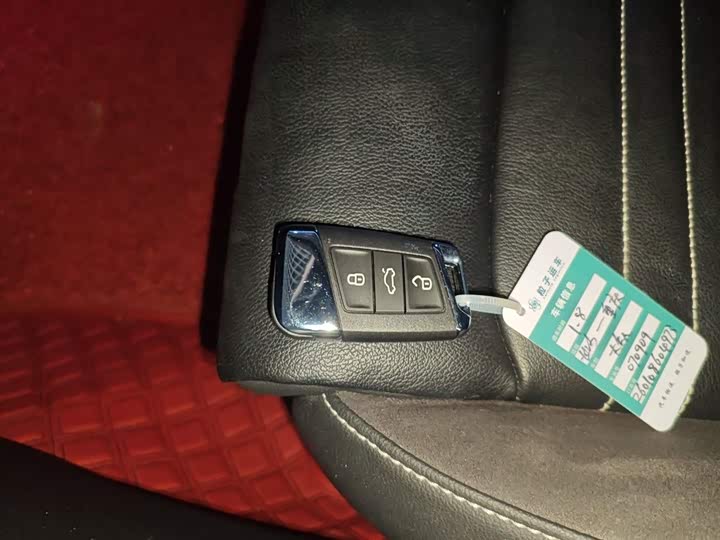 Фото 9 - Volkswagen Magotan