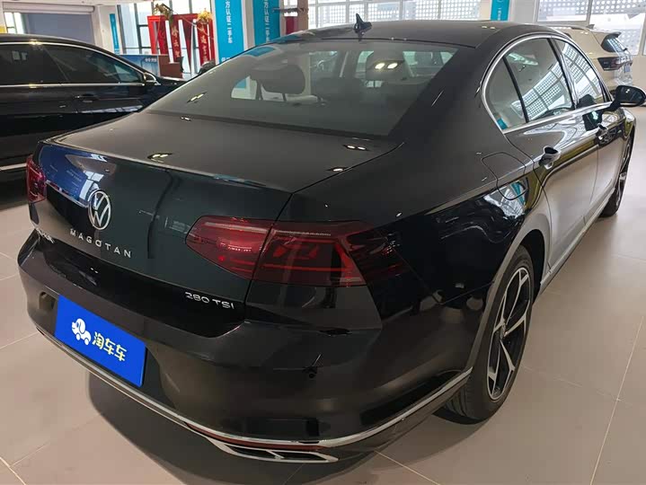 Фото 3 - Volkswagen Magotan