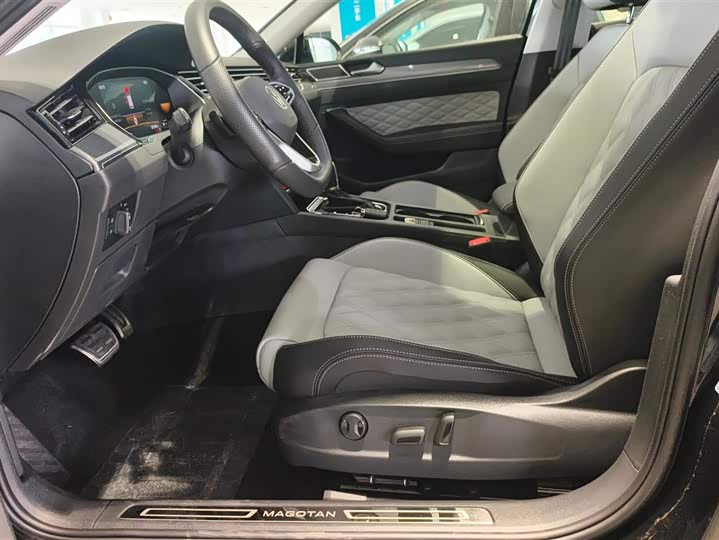 Фото 9 - Volkswagen Magotan