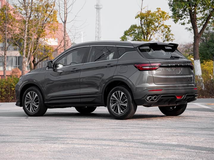 Фото 8 - Geely Coolray