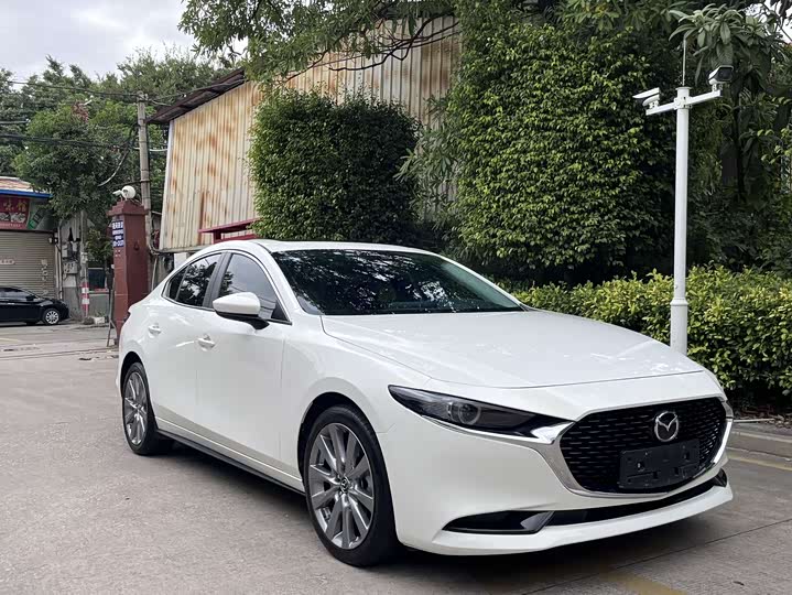 Фото 3 - Mazda 3 (Axela)