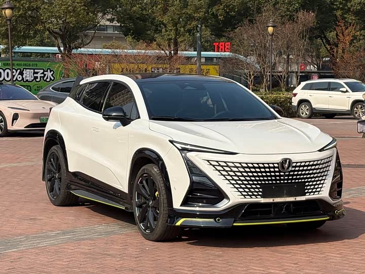 Фото 3 - Changan UNI-T