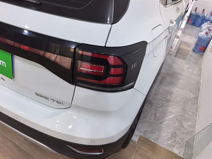 Фото 8 - Volkswagen Tacqua