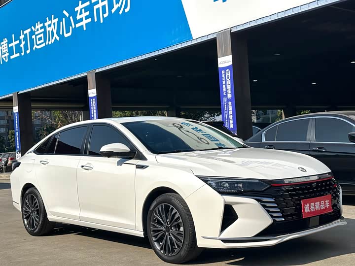 Фото 3 - Dongfeng Aeolus Yixuan Max